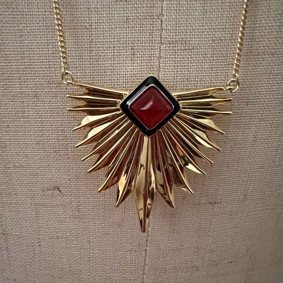 14K Yellow Goldplated & Carnelian Pendant Necklace. - Picture 4 of 5